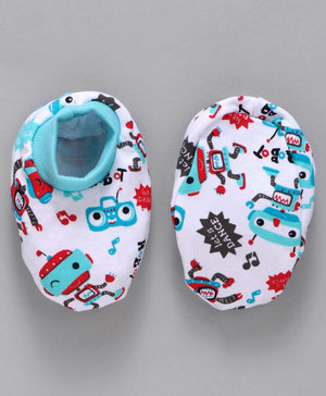 Cap, Mitten & Booties Set (COLOR/PRINT MAY VARY)